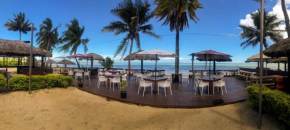Smugglers Cove Beach Resort & Hotel, Nadi